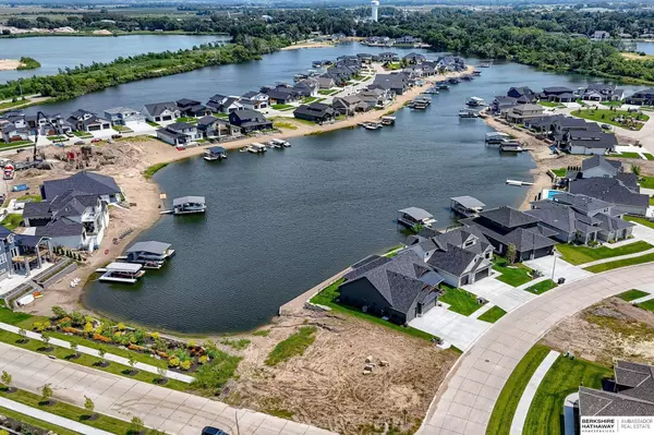 28586 Jessie Circle, Valley, NE 68064