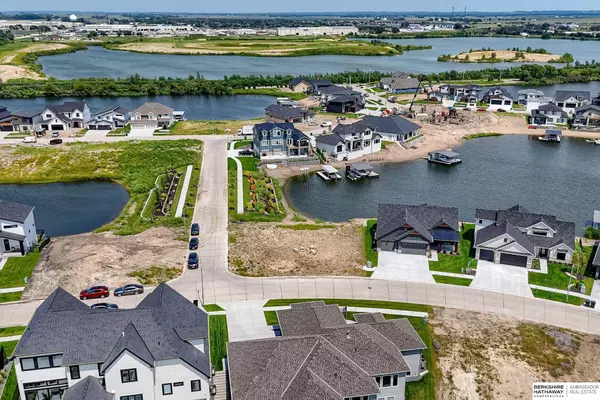 28586 Jessie Circle, Valley, NE 68064