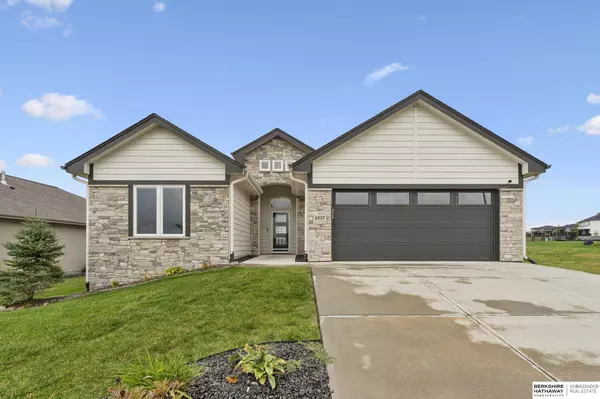 6327 S 208 Avenue, Omaha, NE 68022