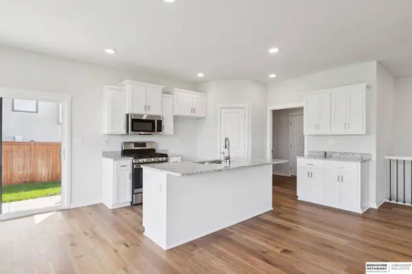 2116 Gindy Drive, Bellevue, NE 68147