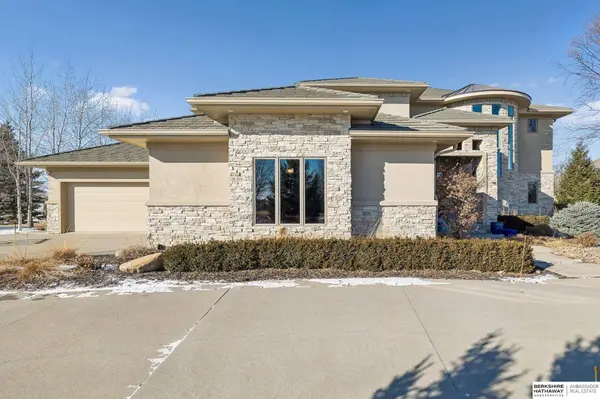 19510 Camden Avenue, Elkhorn, NE 68022