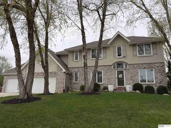 13518 Decatur CIR, Omaha, NE 68154