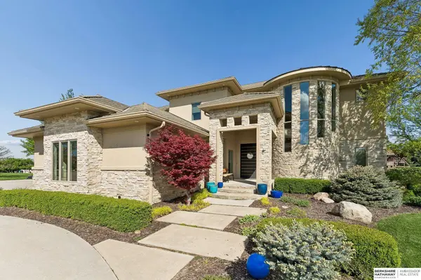 19510 Camden AVE, Elkhorn, NE 68022
