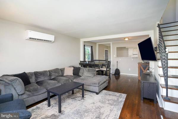 831 ERFORD RD, Camp Hill, PA 17011