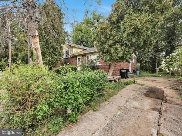 1525 S 13TH ST, Harrisburg, PA 17104