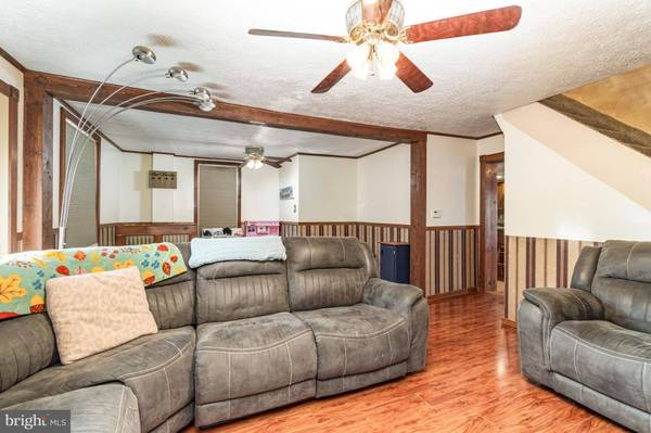 599 E MARKET ST, Williamstown, PA 17098