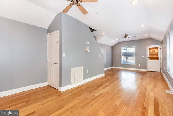 2136 SUSQUEHANNA ST, Harrisburg, PA 17110