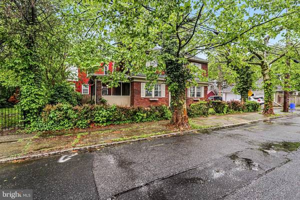 217 SENECA ST, Harrisburg, PA 17110