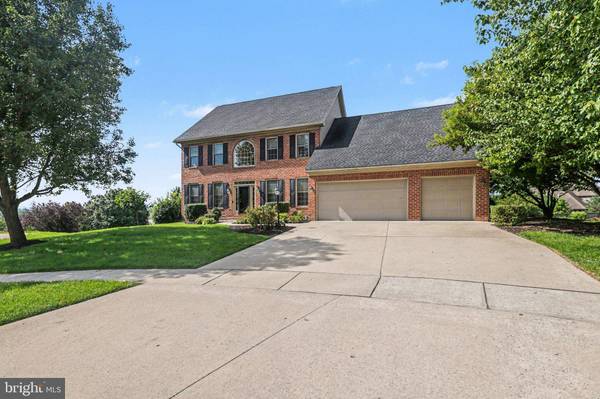 4 MAYFIELD CT, Carlisle, PA 17013