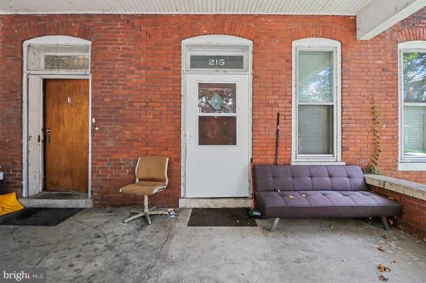 215 WOODBINE ST, Harrisburg, PA 17110