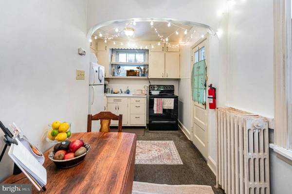 10 W POMFRET ST, Carlisle, PA 17013