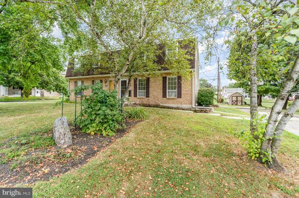 1895 ESTHER DR, Carlisle, PA 17013