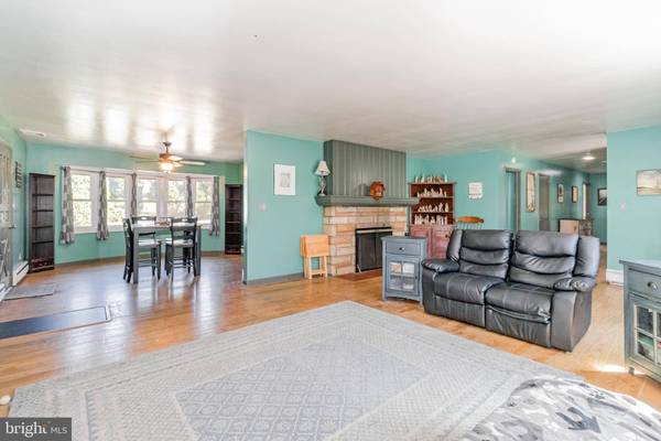 4100 GREENWOOD BLVD, Harrisburg, PA 17109