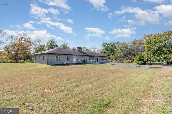 4100 GREENWOOD BLVD, Harrisburg, PA 17109