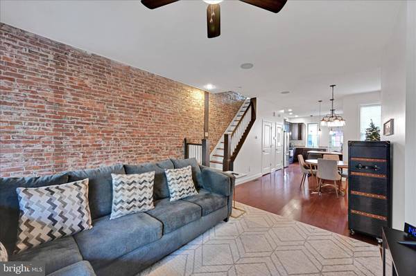 1914 PENN ST, Harrisburg, PA 17102