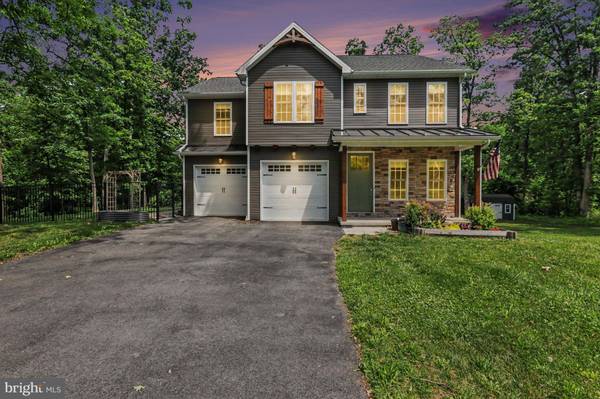 826 SANDBANK RD, Mount Holly Springs, PA 17065