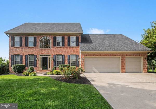 4 MAYFIELD CT, Carlisle, PA 17013