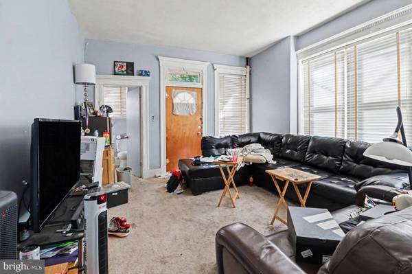 215 WOODBINE ST, Harrisburg, PA 17110