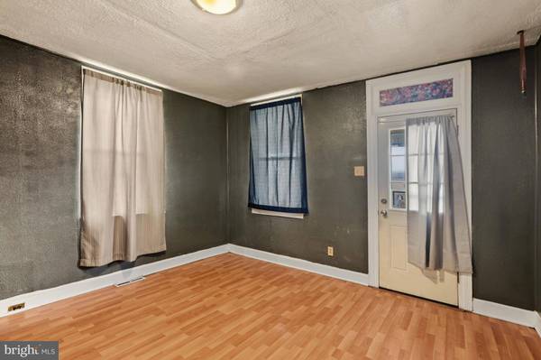 553 DUNKLE ST, Harrisburg, PA 17104