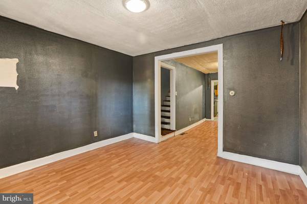 553 DUNKLE ST, Harrisburg, PA 17104