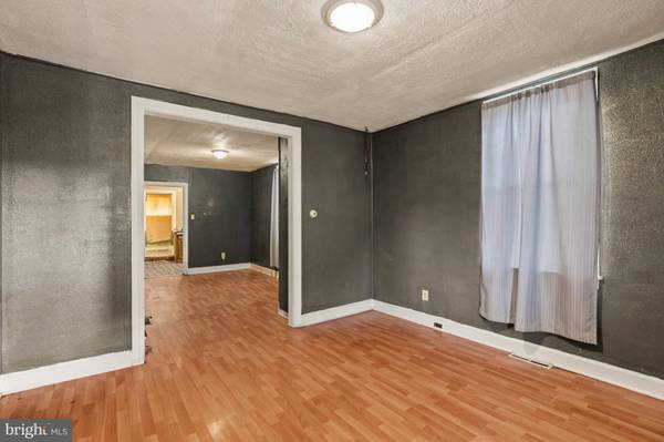 553 DUNKLE ST, Harrisburg, PA 17104