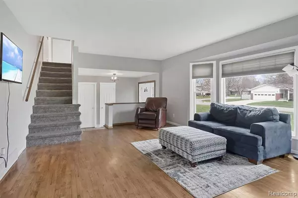 5065 Hyde Park Drive, Flint Twp, MI 48473