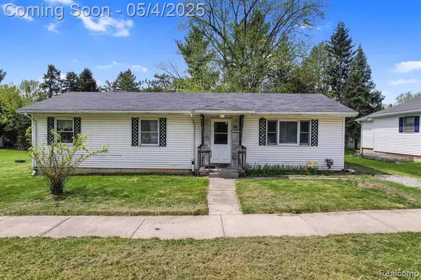 350 S Maple Street, Webberville Vlg, MI 48892