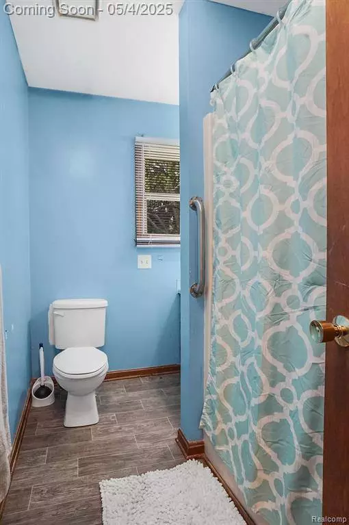 350 S Maple Street, Webberville Vlg, MI 48892