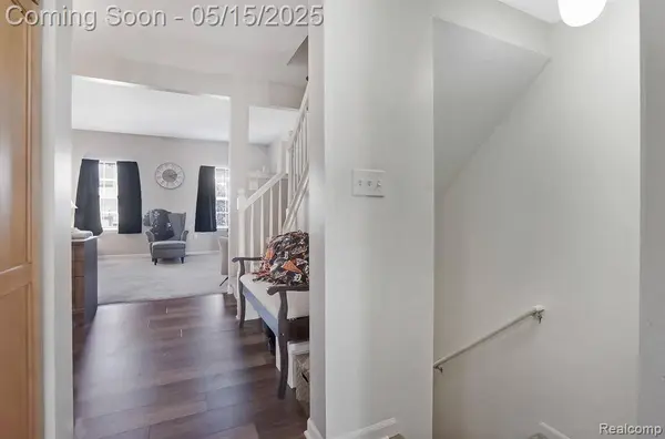 2211 Knotty Pine Trail, Howell Twp, MI 48855