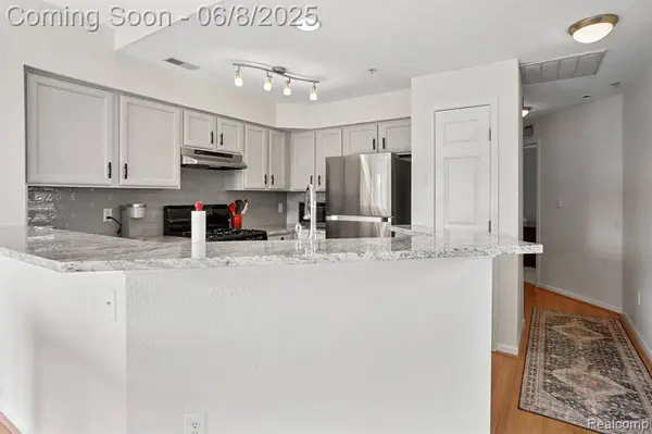 1637 Coburn Drive, Pittsfield Twp, MI 48108