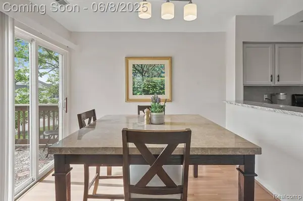 1637 Coburn Drive, Pittsfield Twp, MI 48108