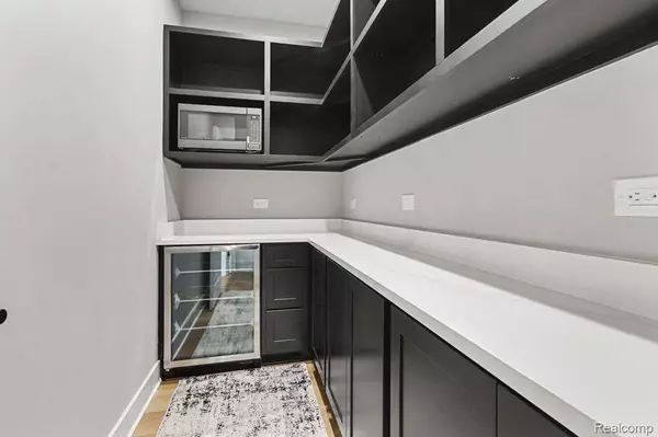 2214 Mapleview Court, Davison, MI 48423