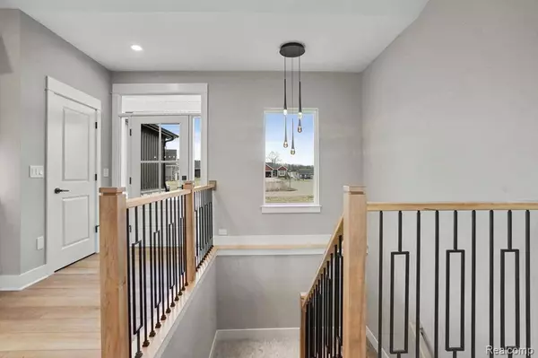 11294 Princewood Circle, Fenton, MI 48430