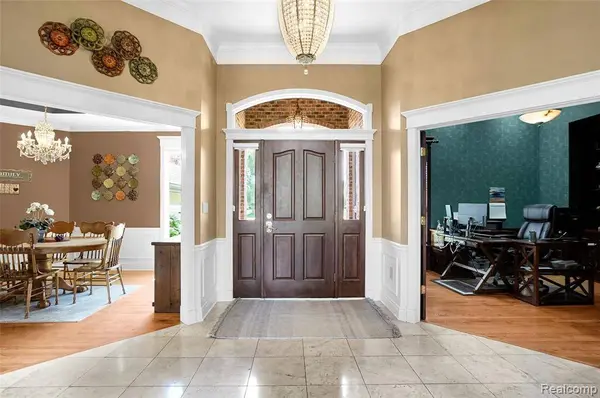 2985 Dana Pointe Drive, Hamburg Twp, MI 48169