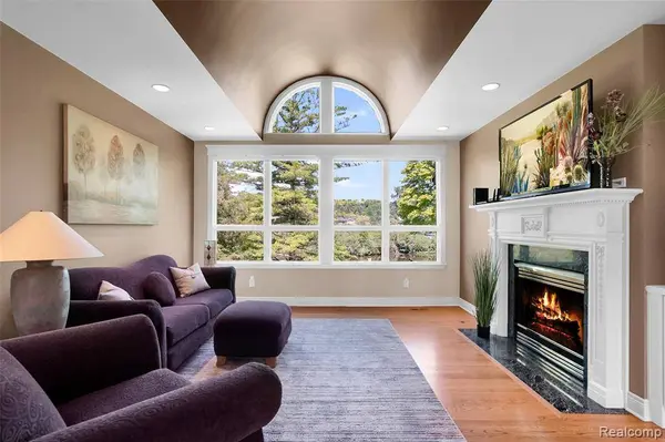 2985 Dana Pointe Drive, Hamburg Twp, MI 48169