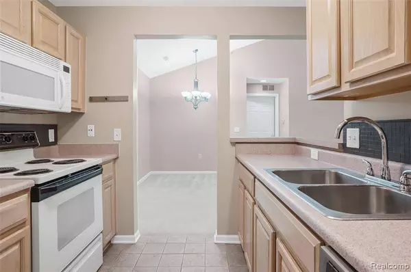 859 Amanda Lane, Pontiac, MI 48340