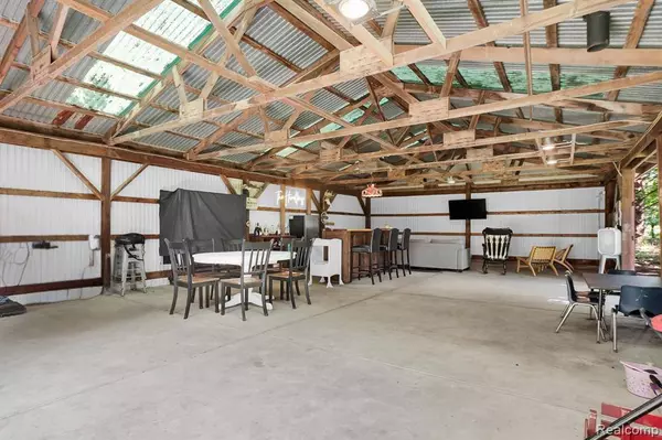 1711 Chilson Road, Genoa Twp, MI 48843