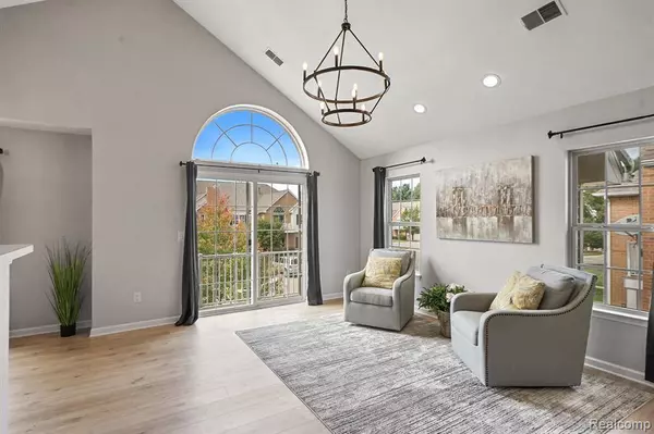 606 Olde English Circle, Howell, MI 48855