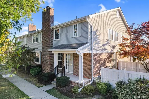 42142 Gladwin Street, Northville, MI 48167