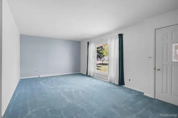 4318 Moonlight Drive, Holly Twp, MI 48442