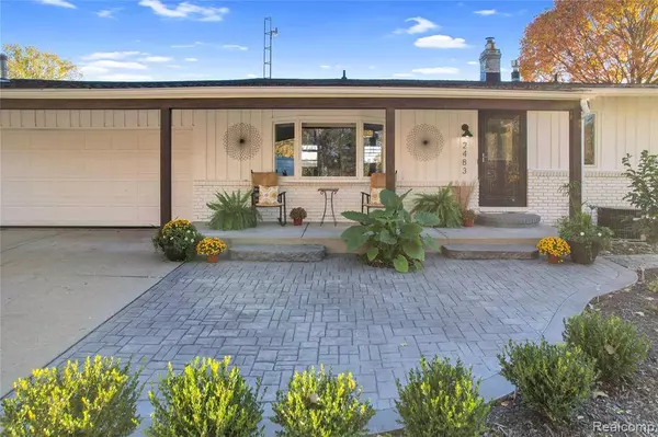 2483 Malibu Court, Fenton, MI 48430