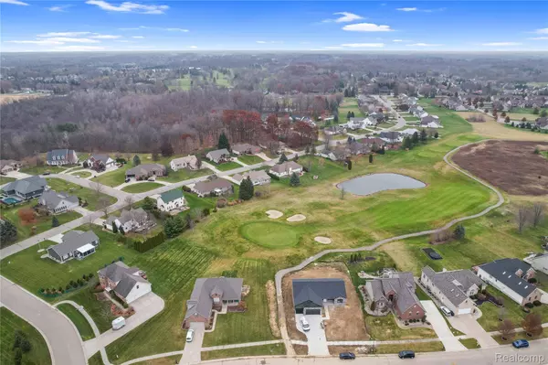 9033 COPPER RIDGE DR, Davison, MI 48423