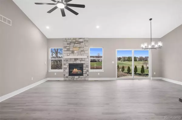 9033 COPPER RIDGE DR, Davison, MI 48423