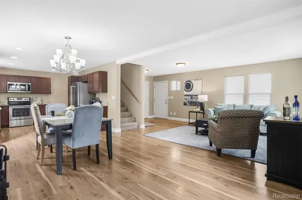 2420 Fisher RD, Howell, MI 48855