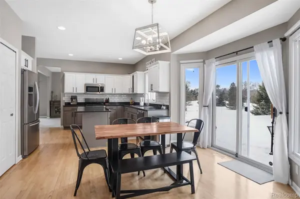 274 Carnoustie RD, Highland, MI 48357