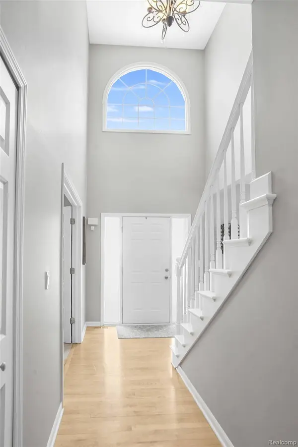 274 Carnoustie RD, Highland, MI 48357