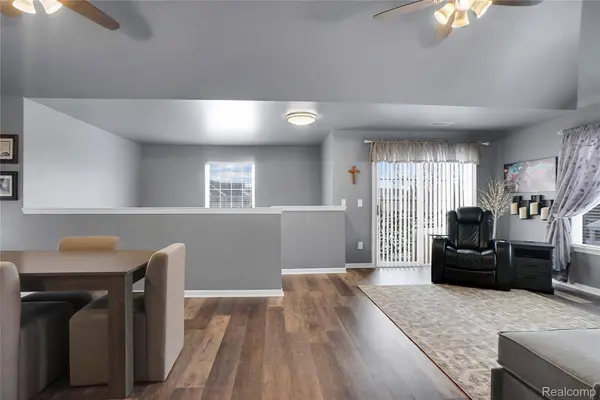 3346 Kneeland CIR, Howell, MI 48843