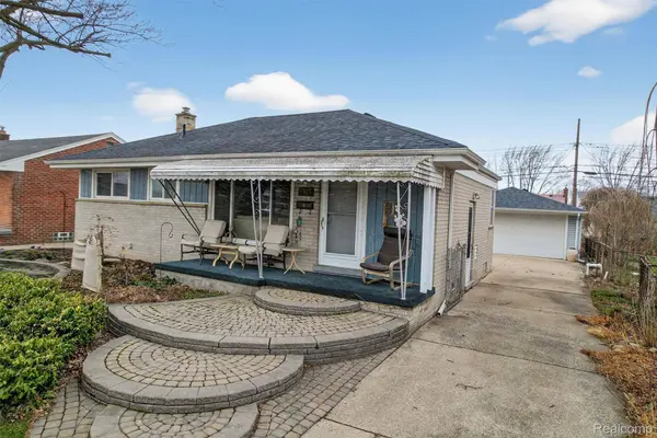 33604 Alvin ST, Garden City, MI 48135