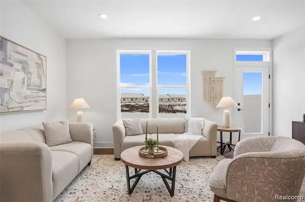 232 Marion Oaks DR, Marion Township, MI 48843