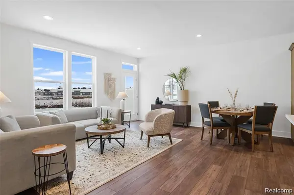 232 Marion Oaks DR, Marion Township, MI 48843